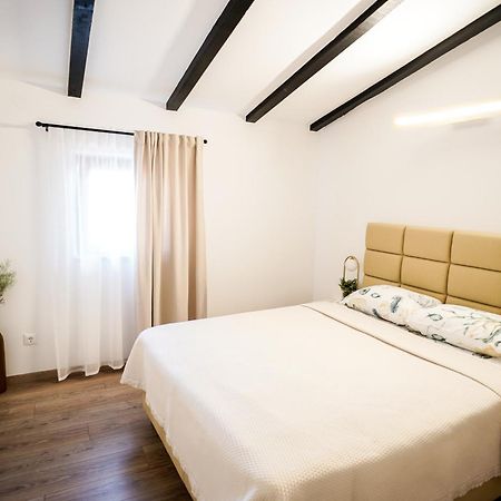 Apartment Rocco Rovinj Extérieur photo